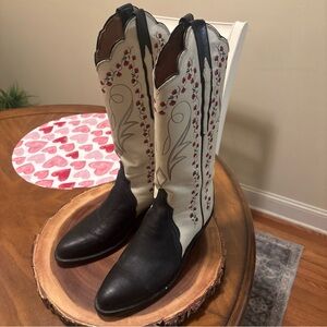 Lucchese Cream and Black Red Floral Embroidered Boots